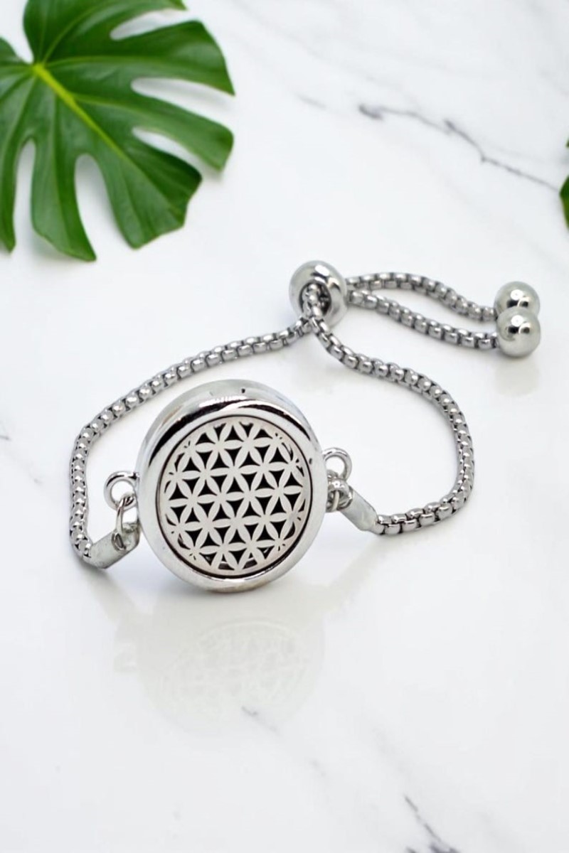 Wellness Jewelry With An Aromatherapy Or Diffuser Twist